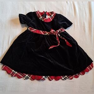 Hanna Andersson girls size 80 or 18-24 months black velvety with plaid dress
